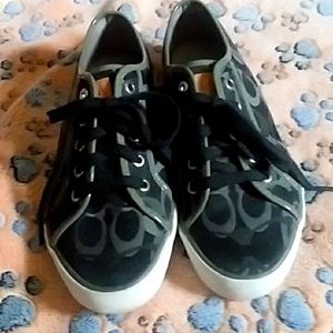 "Coach" tennis shoes